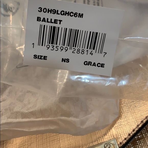 NWT Michael Kors Envelope Clutch/Crossbody - Picture 10 of 16